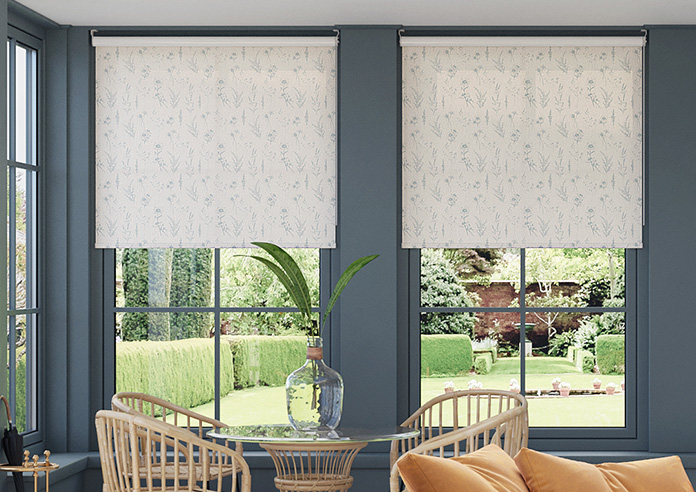 Botanical Sketchbook, Touch of Grey - Twist&Fit Roller Blind - Image 3